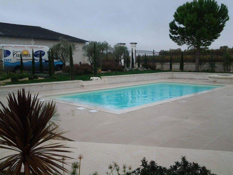 Piscine traditionnelle 2628